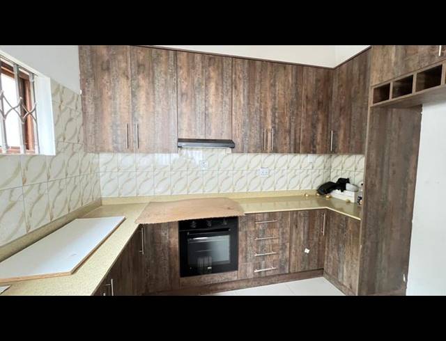 3 BEDROOM HOUSE FOR SALE IN BEREA WEST